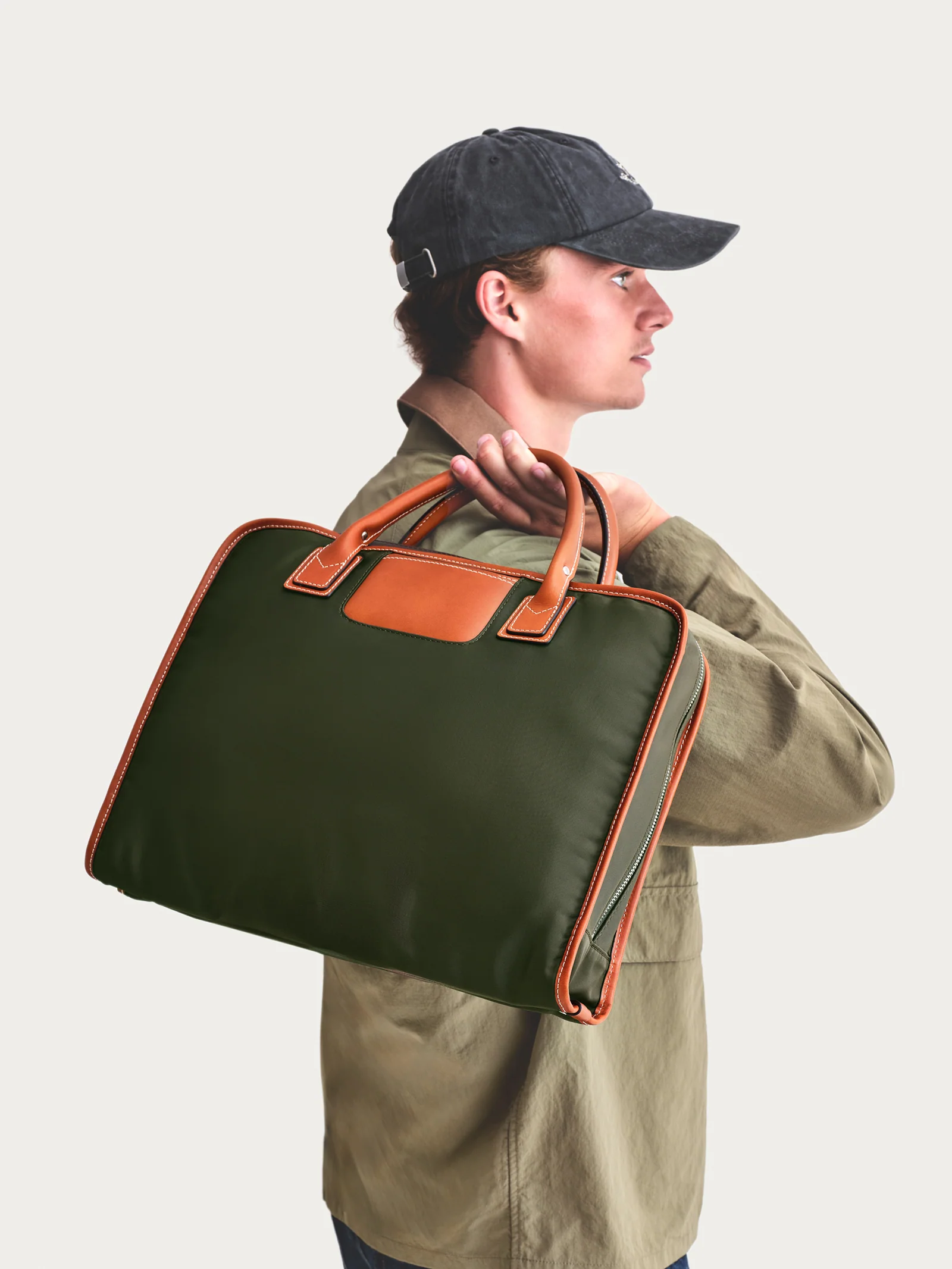 The Inside Out - Green/Cognac - Image 4